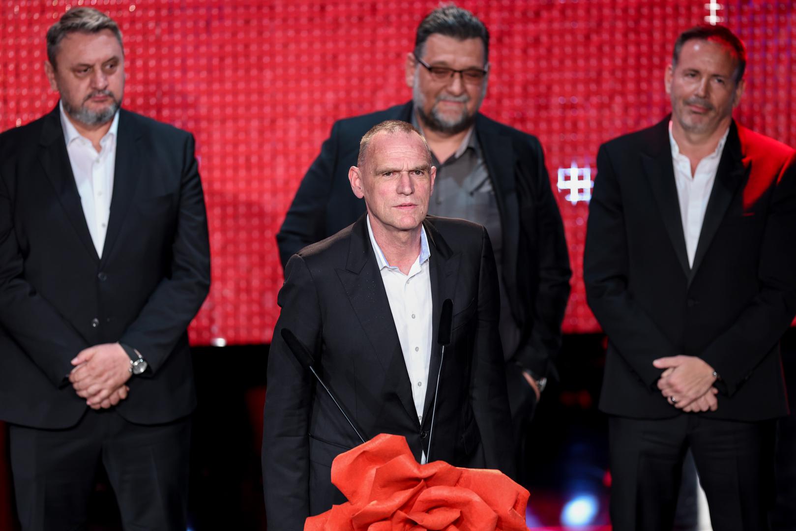 TV emisija 2024. godine je "Dnevnik velikog Perice".