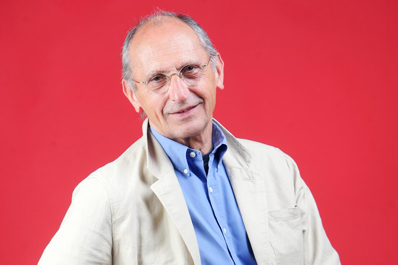 ARHIVA - Zagreb: Televizijski voditelj Oliver Mlakar