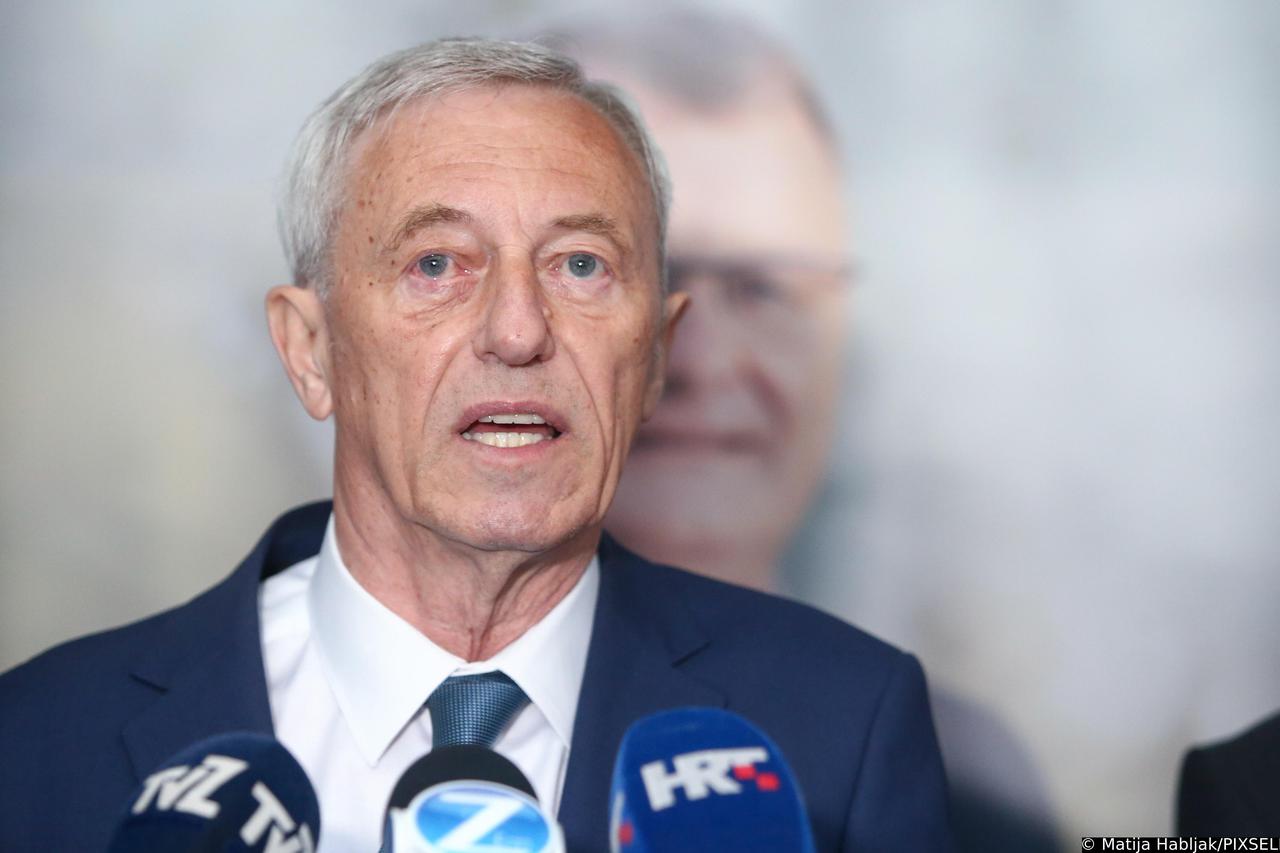 Zaprešić: Plenković dao podršku Željku Turku i Stjepanu Kožić za drugi krug lokalnih izbora 