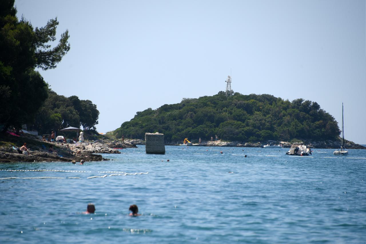 Turistička patrola u Vrsaru