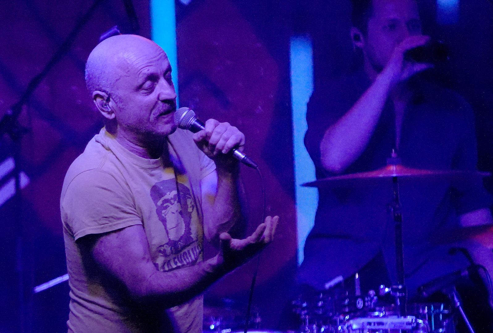  Istog dana je pušten na slobodu te je nakon dolaska kući objavio na Facebooku kako mu je izgledao petak