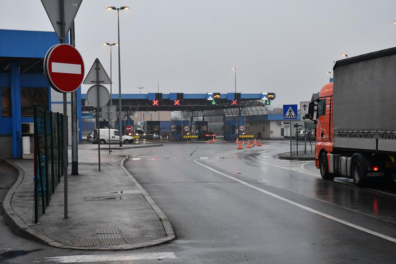 Slavonski Brod: Na graničnom prijelazu s BiH nema gužve