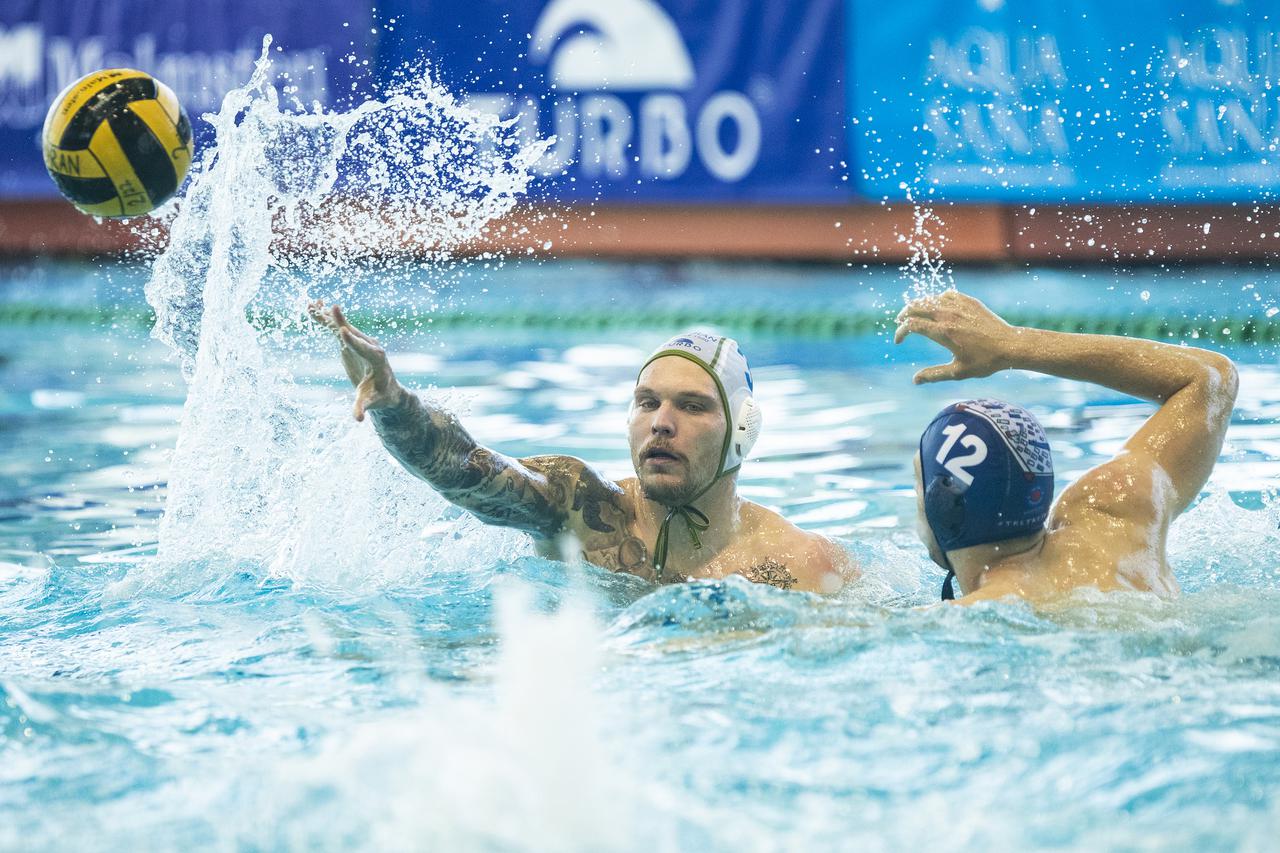 Split: Prva utakmica finala doigravanja za prvaka Hrvatske u vaterpolu: Jadran - Jug Adriatic osiguranje