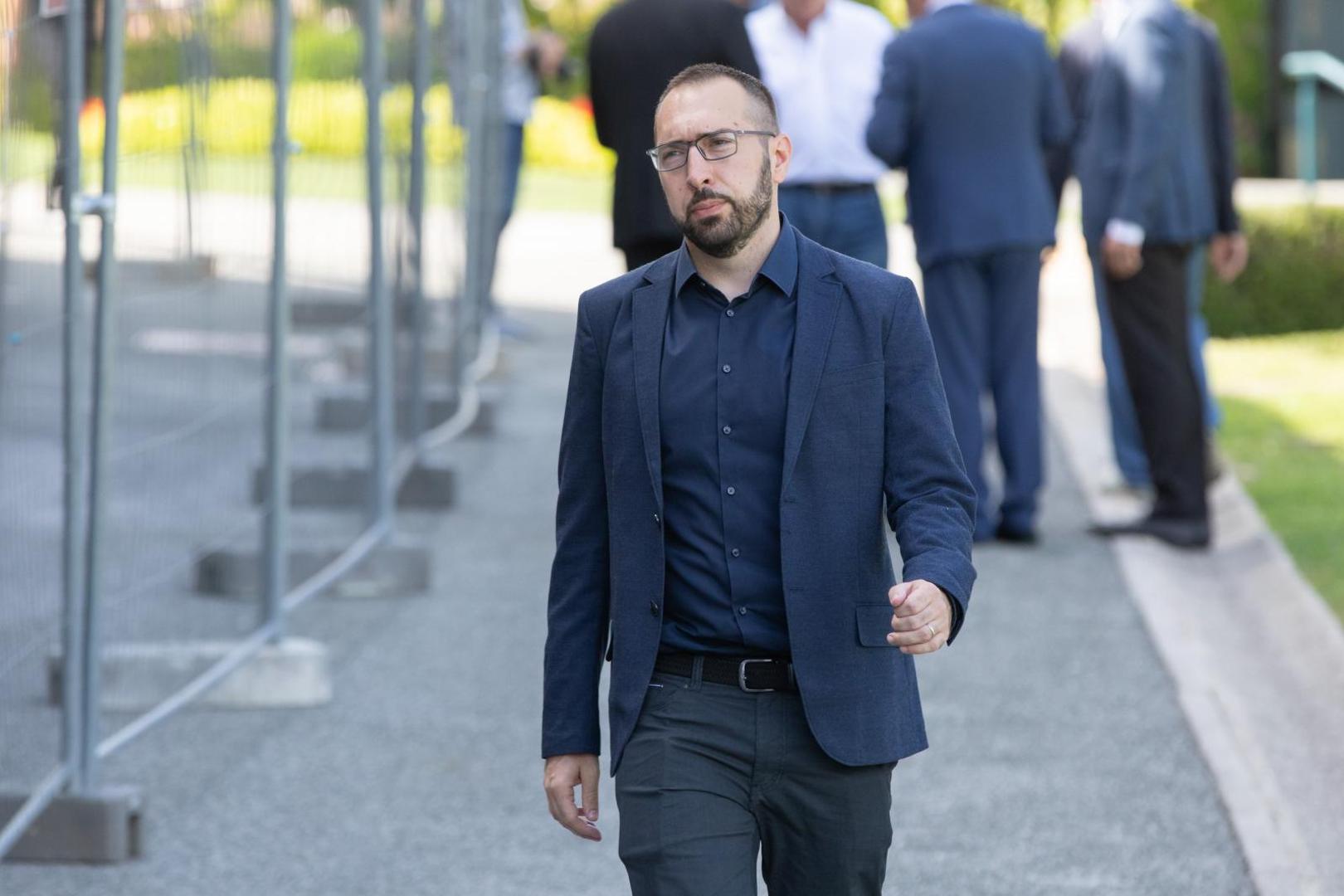 19.08.2020., Zagreb - Posljednji ispracaj nekadasnjeg saborskog zastupnika i sveucilisnog proferora Josipa Kregara na zagrebackom Krematoriju. Tomislav Tomasevic.
Photo: Davor Puklavec/PIXSELL