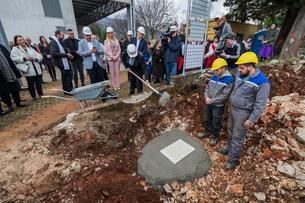 Kamen temeljac u Dugopolju pokrenuo i investicijski ciklus na čijoj je listi 25 škola