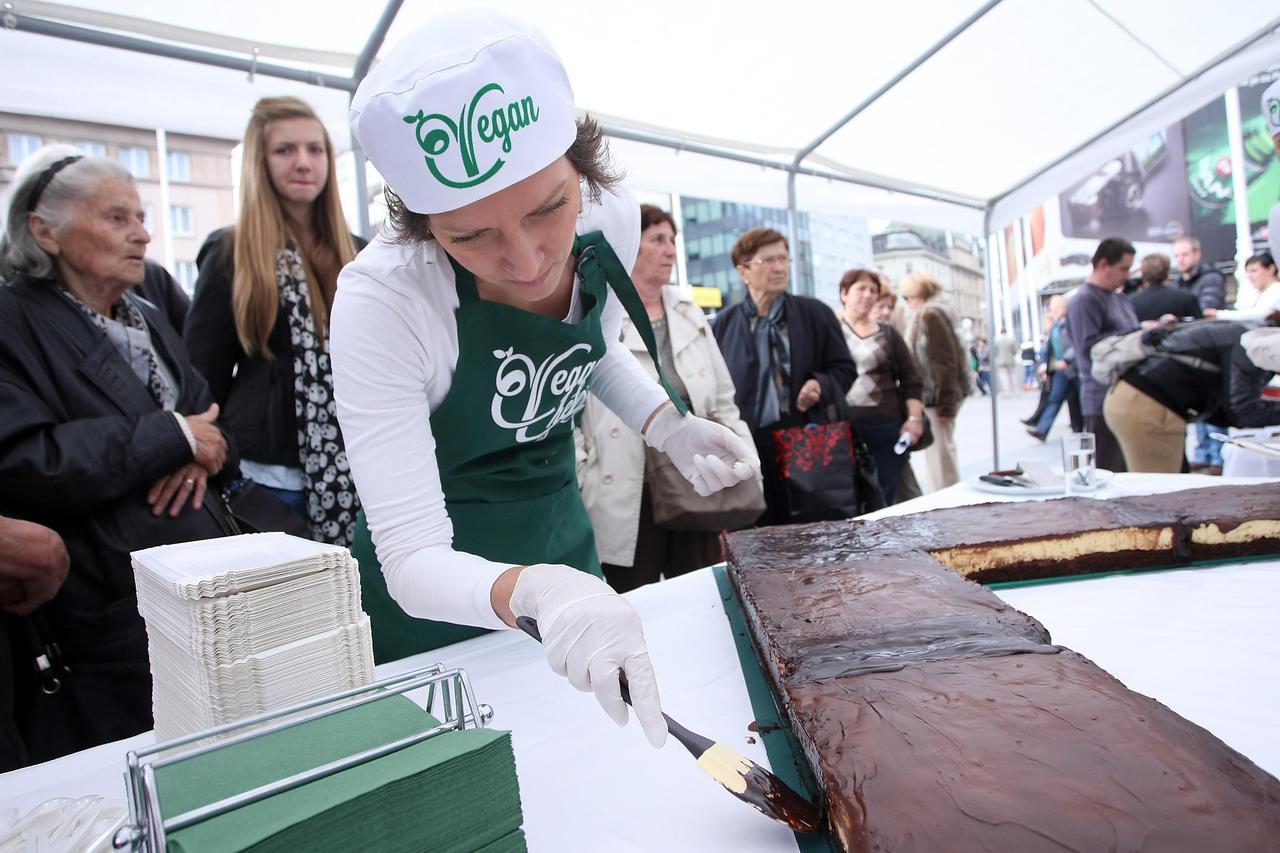 prijatelji životinja, vegani, trg bana jelačića