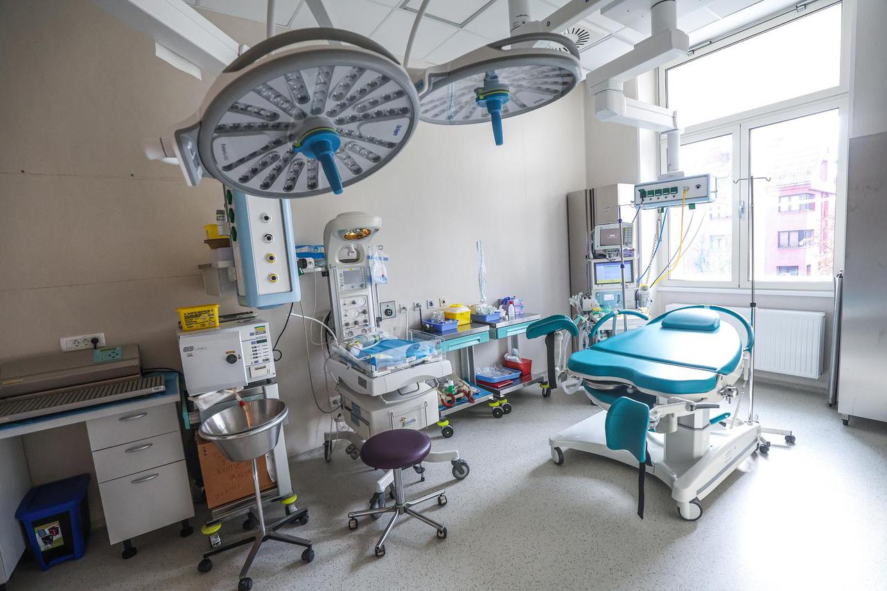 Obilazak novoobnovljenih prostora Klinike za ženske bolesti i porode KBC-a Zagreb