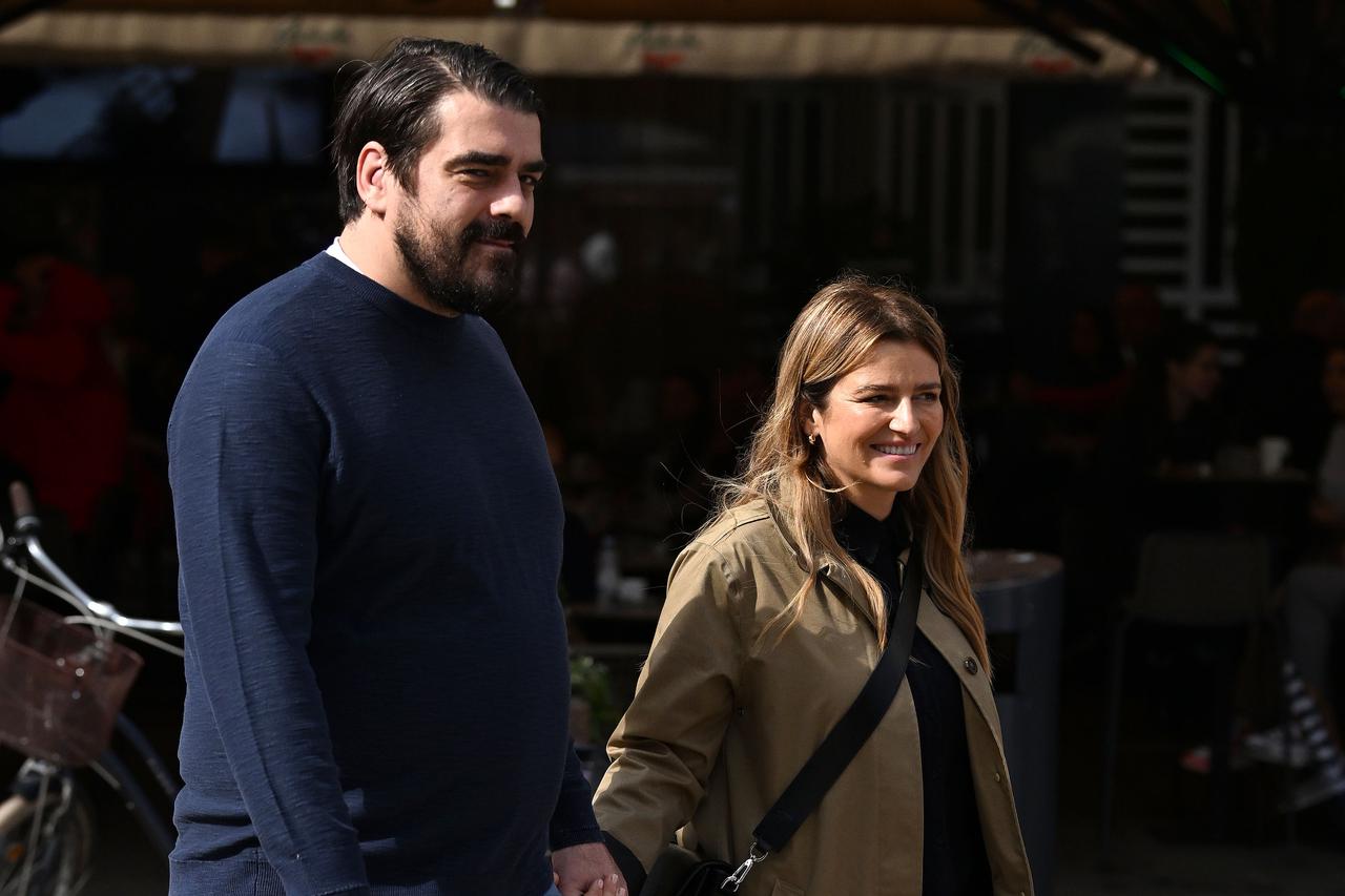 Antonija Blaće sa suprugom prošetala centrom Zagreba