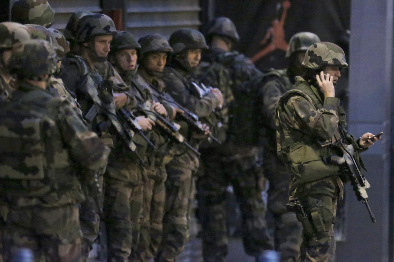 pucnjava, pariz, teroristi, saint denis