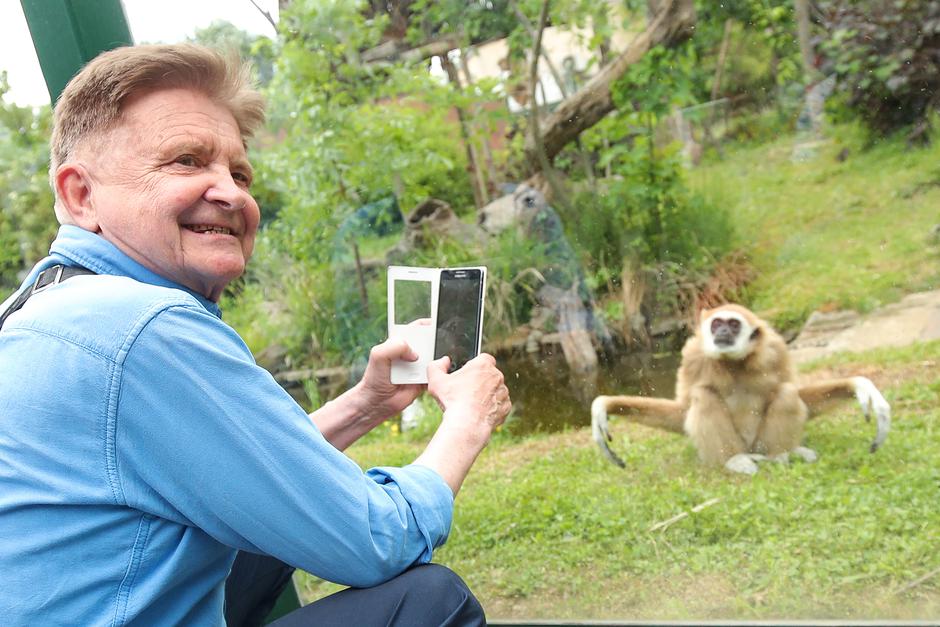 Zagreb: Zoološki vrt posjetili legendarni Smogovci i igrač Dinama Antonio Marin