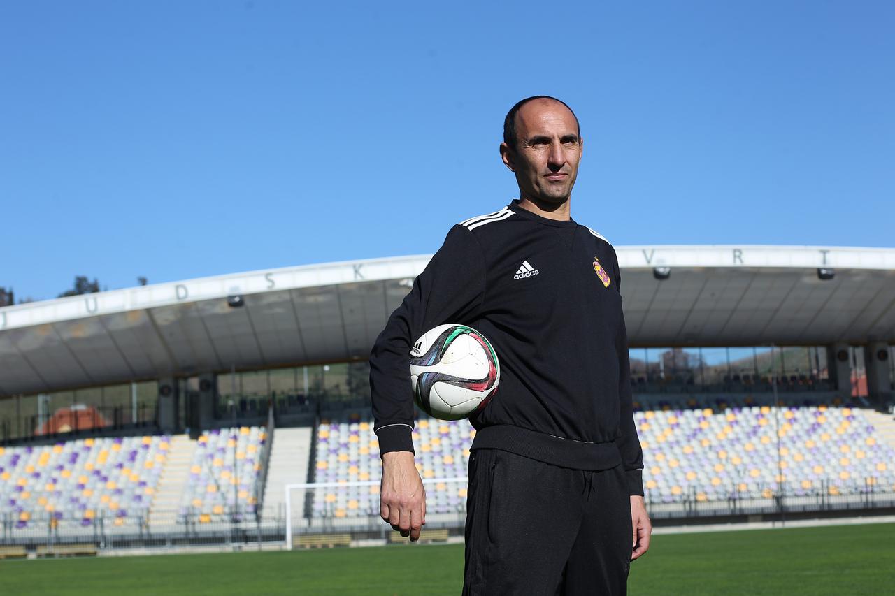 12.11.2015., Maribor, Ljubljana - Krunoslav Jurcic, trener NK Maribor. Photo: Boris Scitar/Vecernji list/PIXSELL