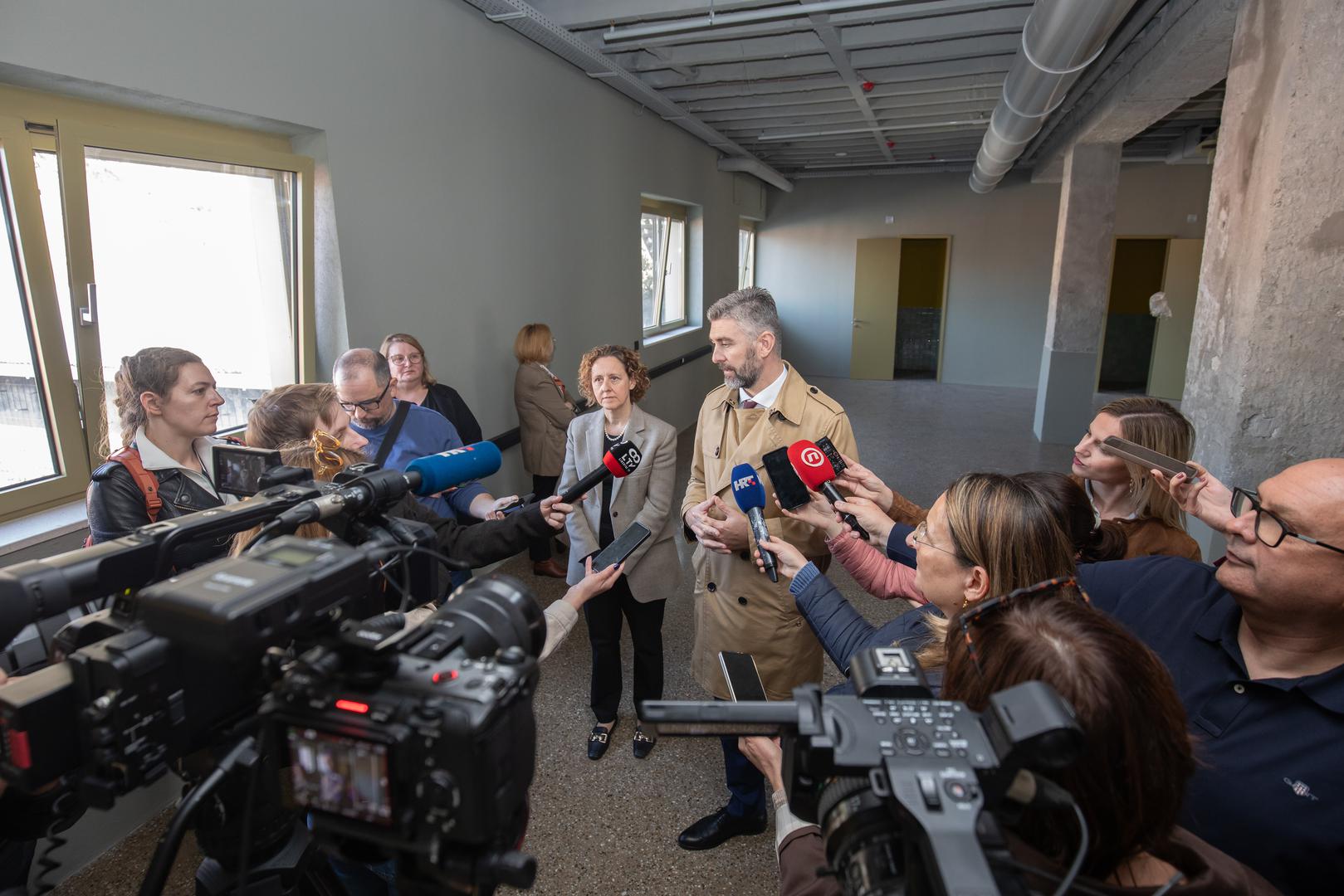 Dubrovački gradonačelnik Mato Franković izjavio je da je Grad Dubrovnik prostor bivše tvornice TUP kupio upravo radi stvaranja društvenog sadržaja i novog kulturnog centra u Gružu
