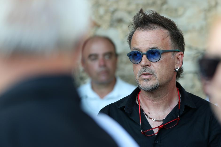 Pogreb Olivera Dragojevića