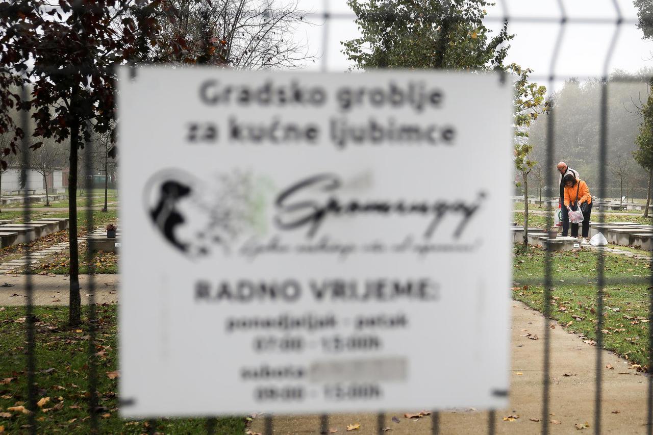 Građani od ranog jutra kreću prema zagrebačkim grobljima