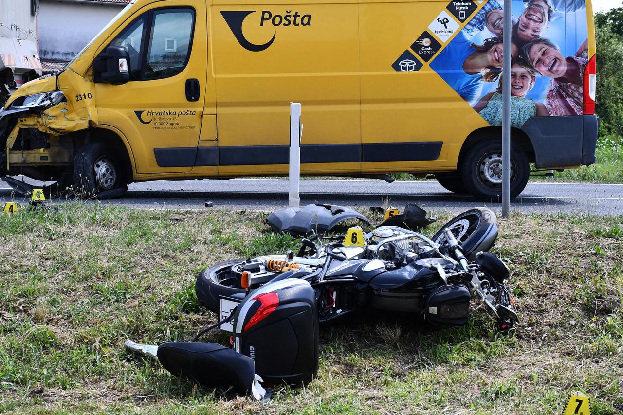Slavonski Brod: U prometnoj nesreći smrtno stradao motociklist