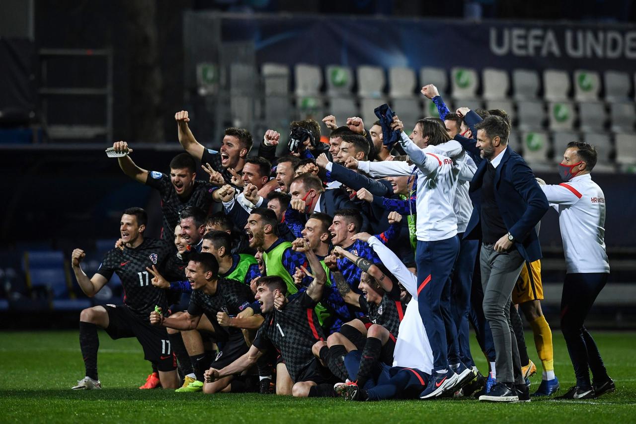 Slavlje hrvatskih igrača nakon ulaska u četvrtfinale Europskog prvenstva