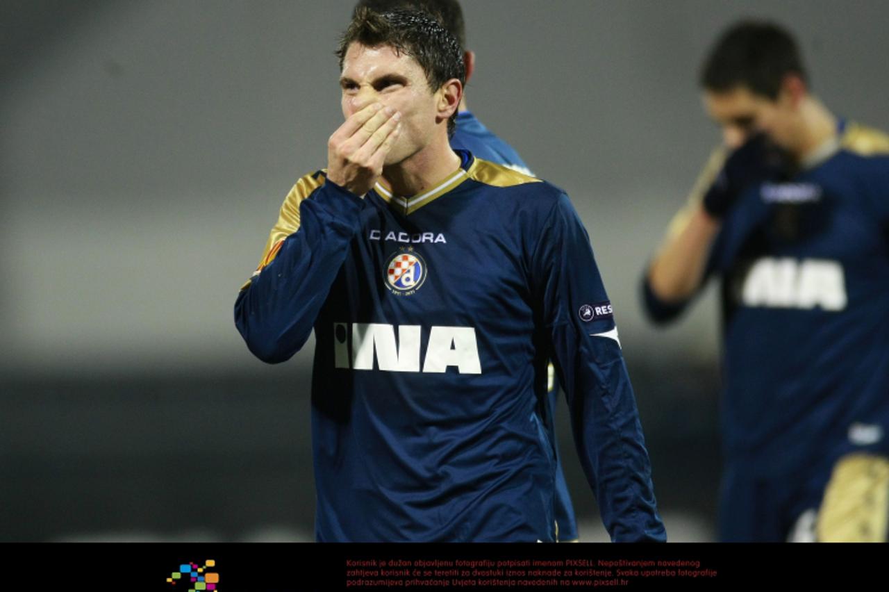 '15.12.2010.,stadion u Maksimiru, Zagreb - Europska nogometna liga,6. kolo ,NK Dinamo - FC PAOK . Leandro Cufre. Photo: Sanjin Strukic/PIXSELL'