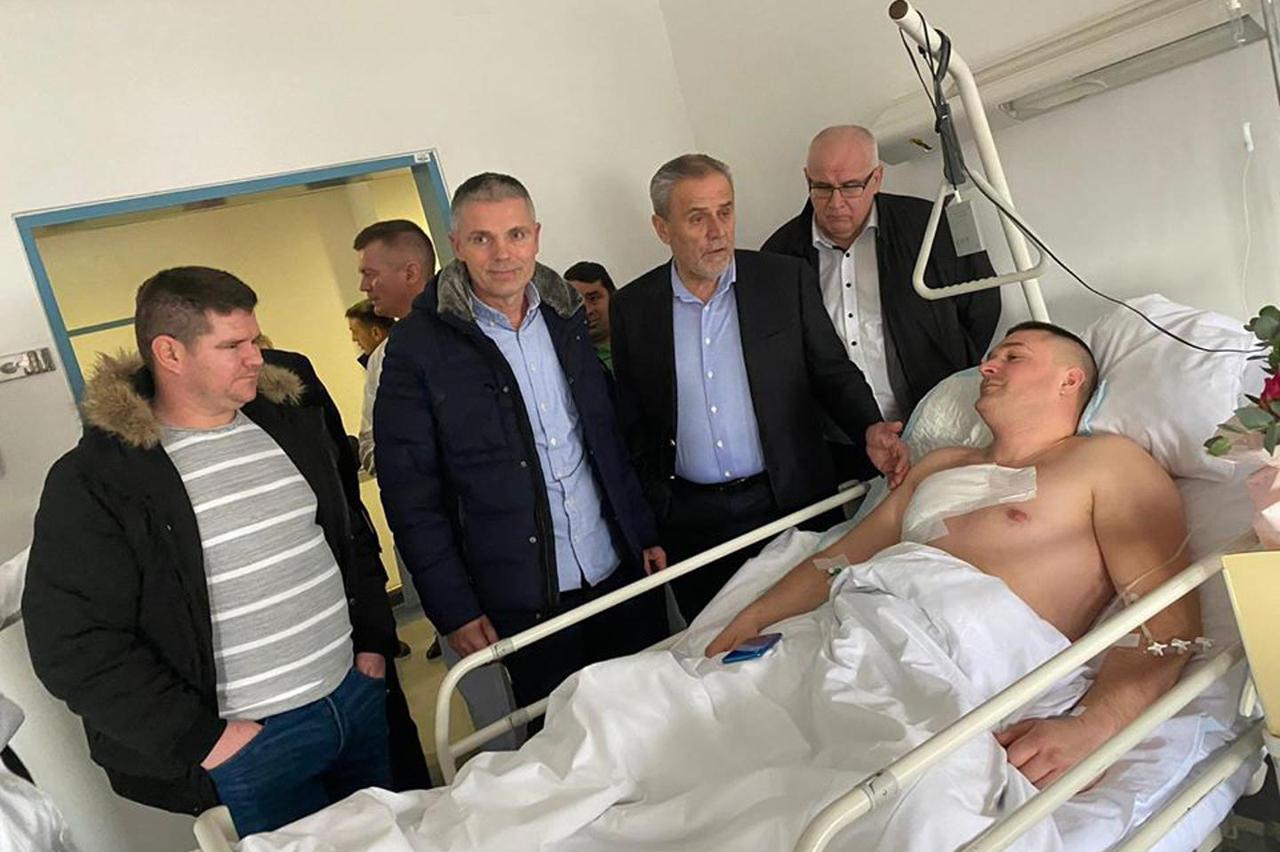 sjekirom razbijao čistoća radnik sjekira