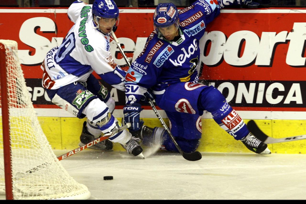 \'05.09.2010.,Ledena dvorana Doma sportova,Zagreb - Odrzan Memorijalni turnir Ferdo Spajic.KHL Medvescak - HC VSV Villach. Guidarelli T. J. i Greg Kuznik Photo: Zeljko Hladika/PIXSELL\'