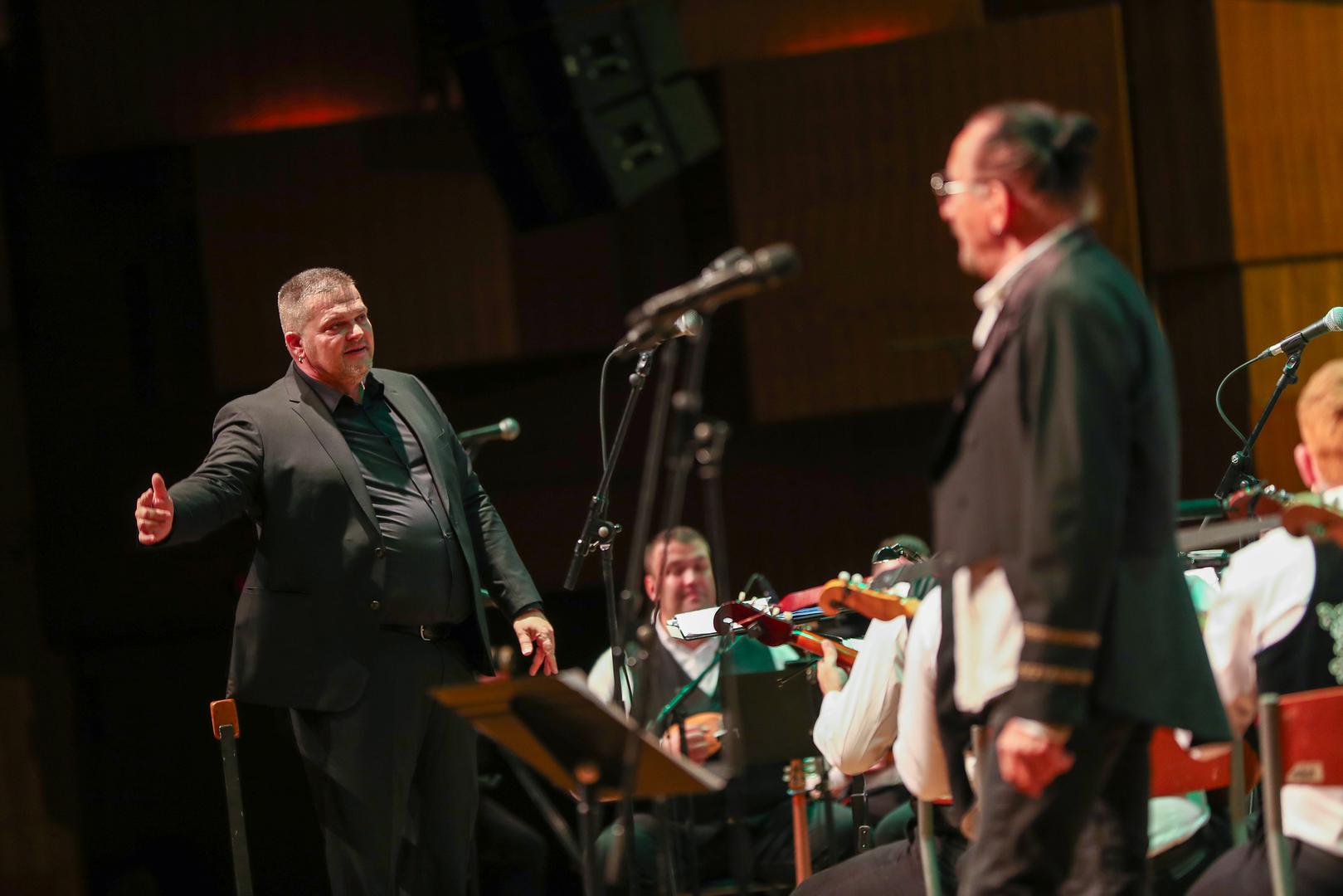 Pristupio sam tamburicama baš znajući veličinu njihova orkestra, volumen koji se može postići u dinamici, a istodobno i jako brze promjene dinamike, gdje možemo ići od najtiših mogućih dijelova pa do fortissima.