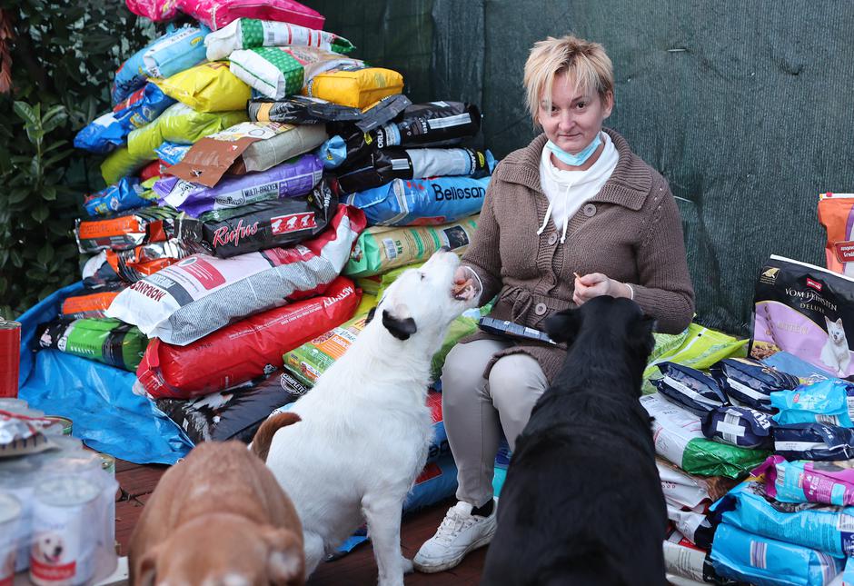 Lekenik: Blanka Capić prikuplja donacije za životinje nakon potresa