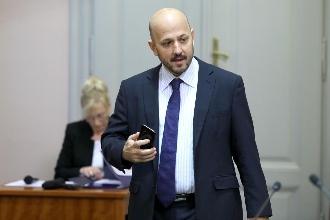 Gordan Maras