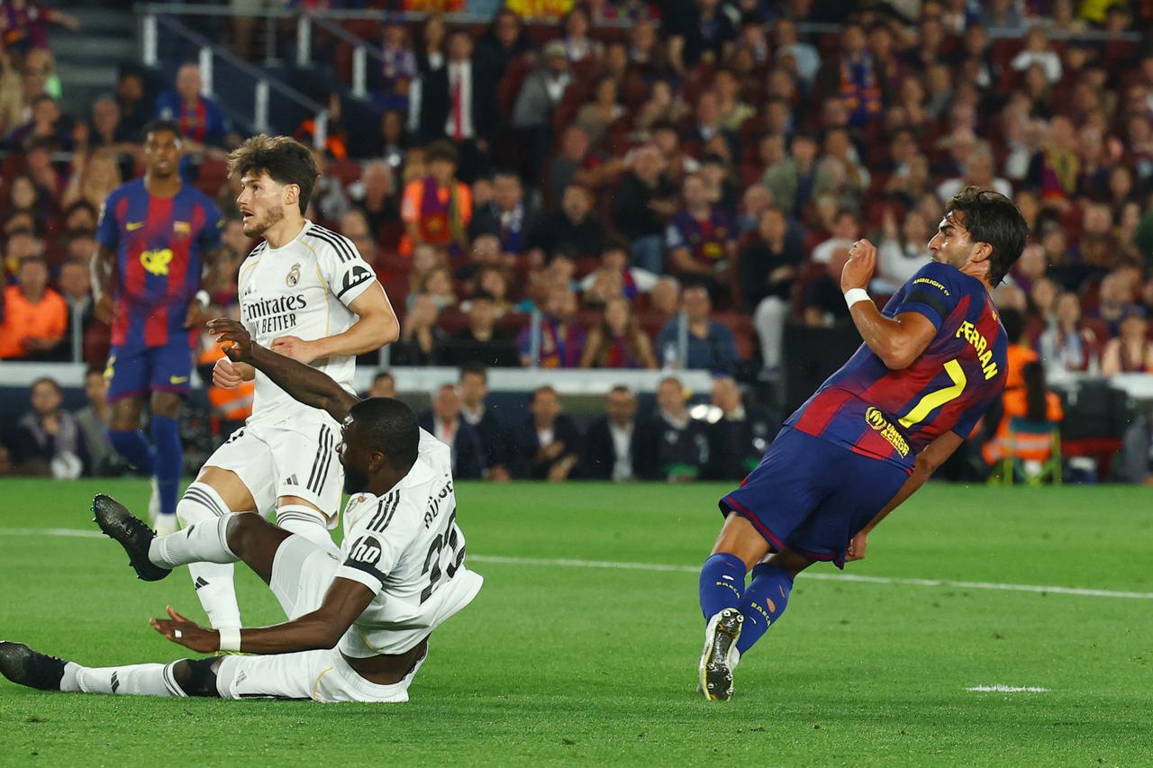 LaLiga - FC Barcelona v Real Madrid