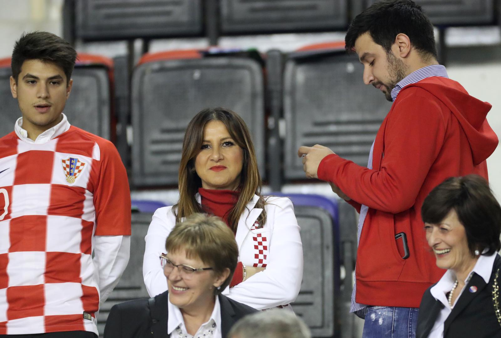 Supruga Zlatka Dalića Davorkasa sa sinovima Tonijem i Brunom