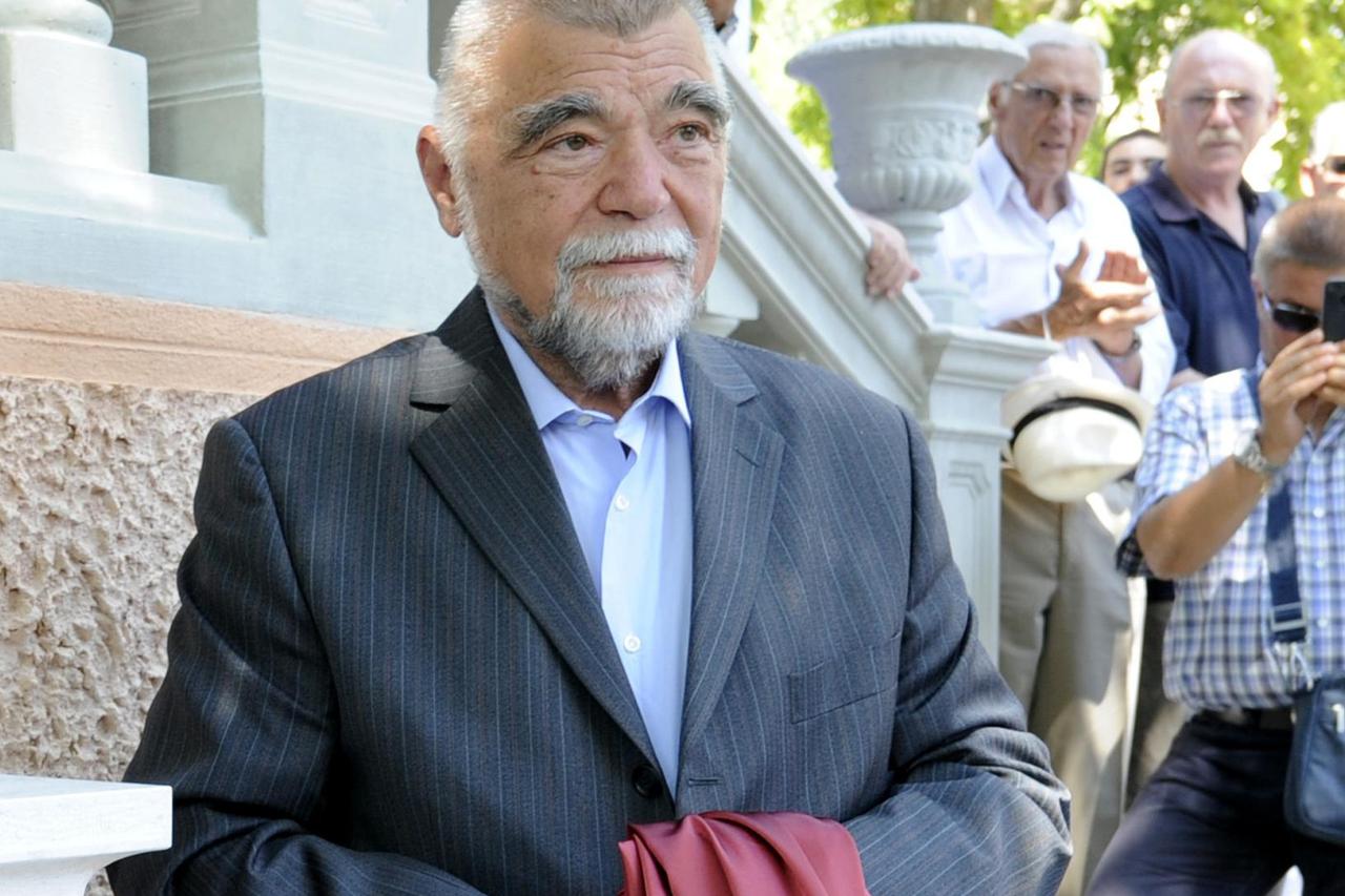 stjepan Mesić
