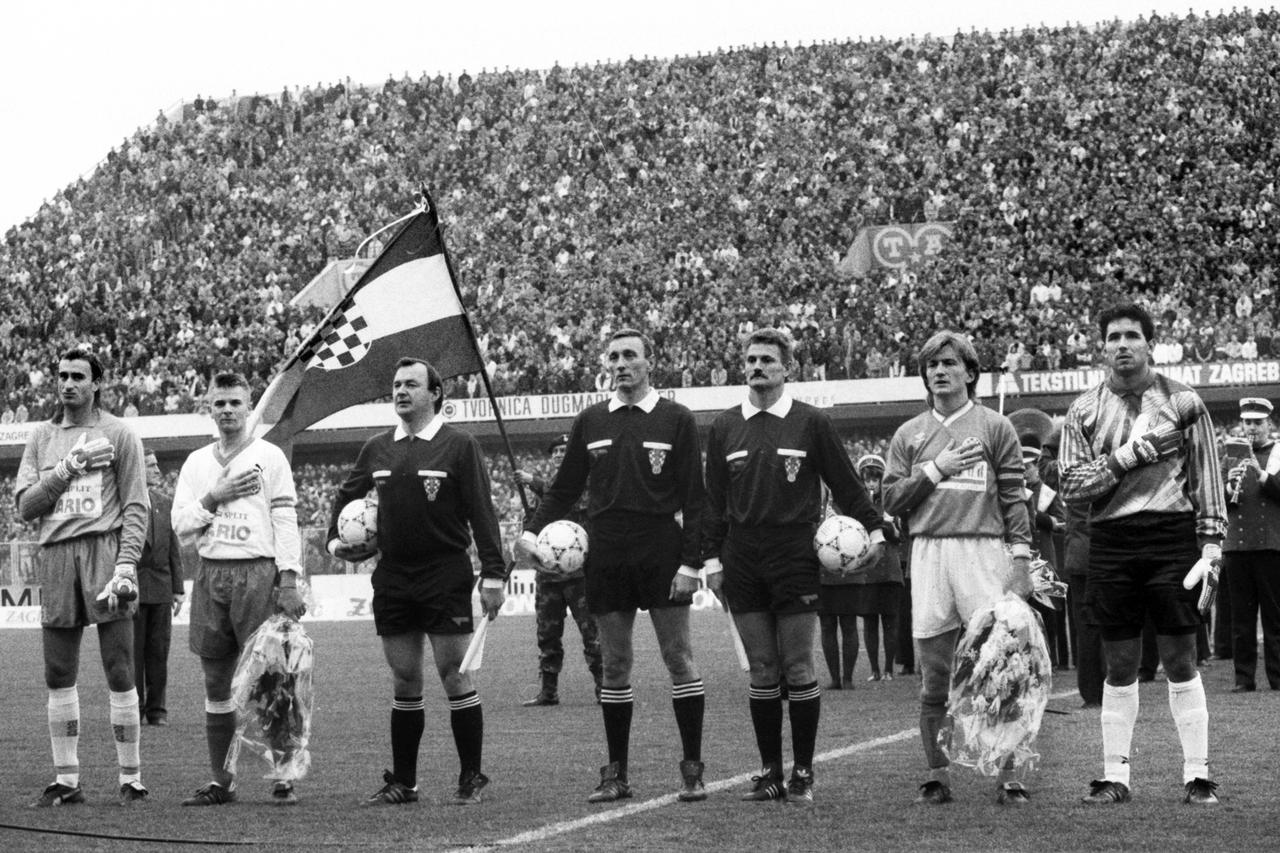 Utakmica HAŠK Građanski - Hajduk 1992. bila je utakmica s 50 tisuća gledatelja