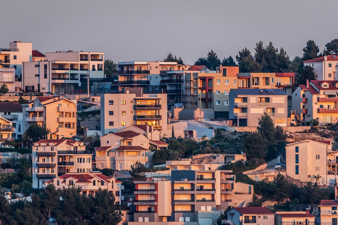 Pogled na Strožanac