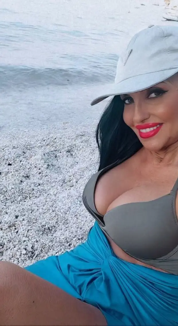 Ines Petrić jedna je od najprepoznatljivijih povratnica u reality formate, a gledatelji je pamte iz brojnih sezona emisije 'Ljubav je na selu'.