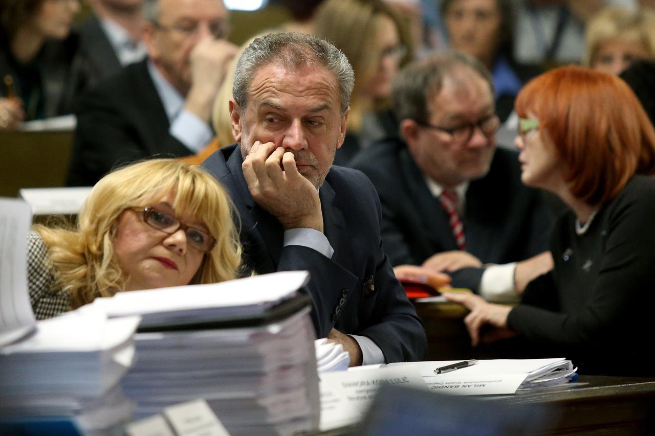 21.03.2017., Zagreb, Cirilometodska ulica 5 -Sjednica zagrebacke Gradske skupstine. Na predlozenom dnevnom redu je 55 tocaka, medju kojima i prijedlog zagrebackoga gradonacelnika Milana Bandica za promjenu Statuta grada Zagreba, kojim bi nacionalne manjin