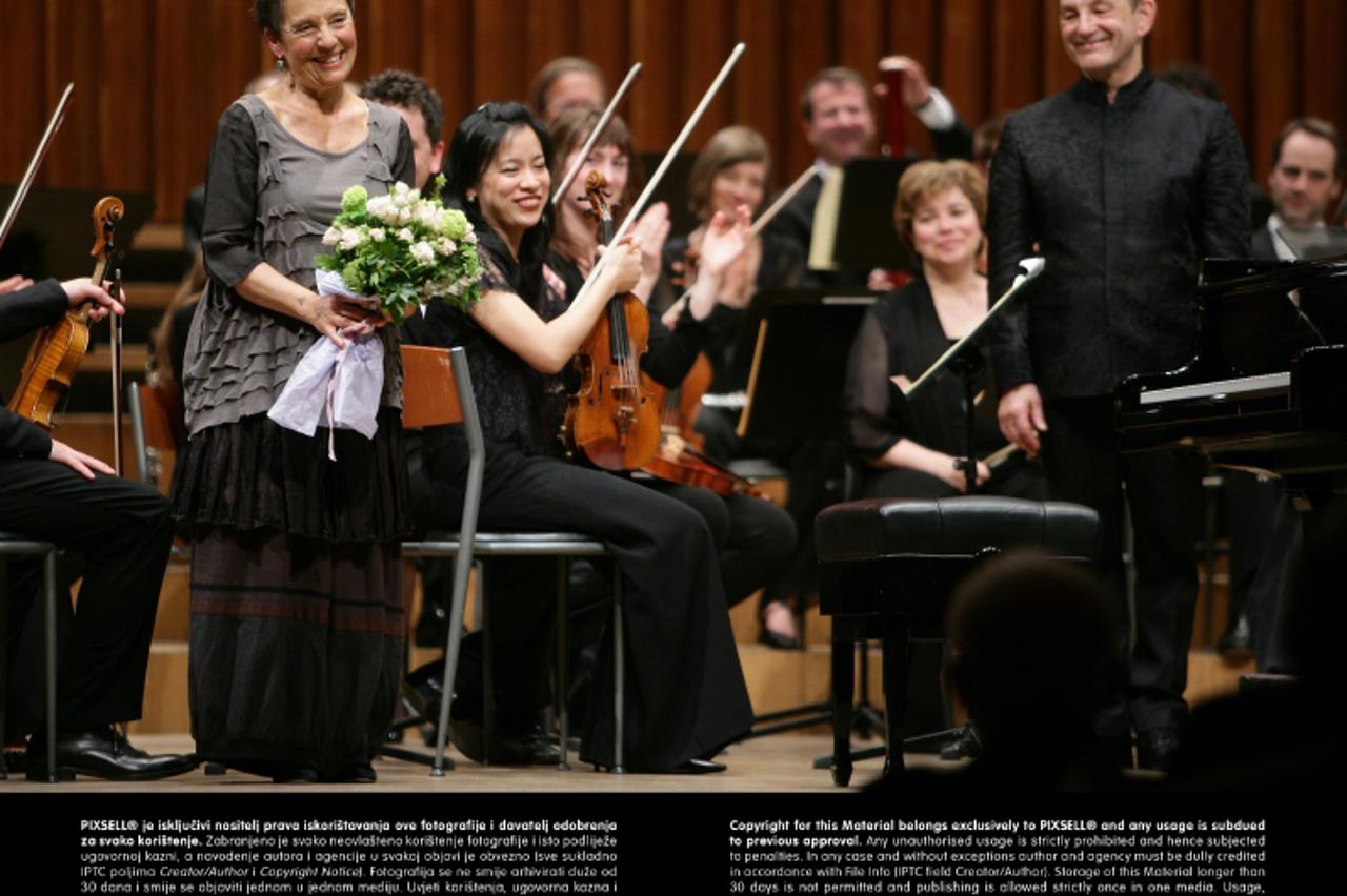 '30.04.2013., Zagreb - Slavna portugalska pijanistica Maria Joao Pires nastupila je u koncertnoj dvorani Vatroslav Lisinski uz komorni orkestar iz Basela. Photo: Grgur Zucko/PIXSELL'