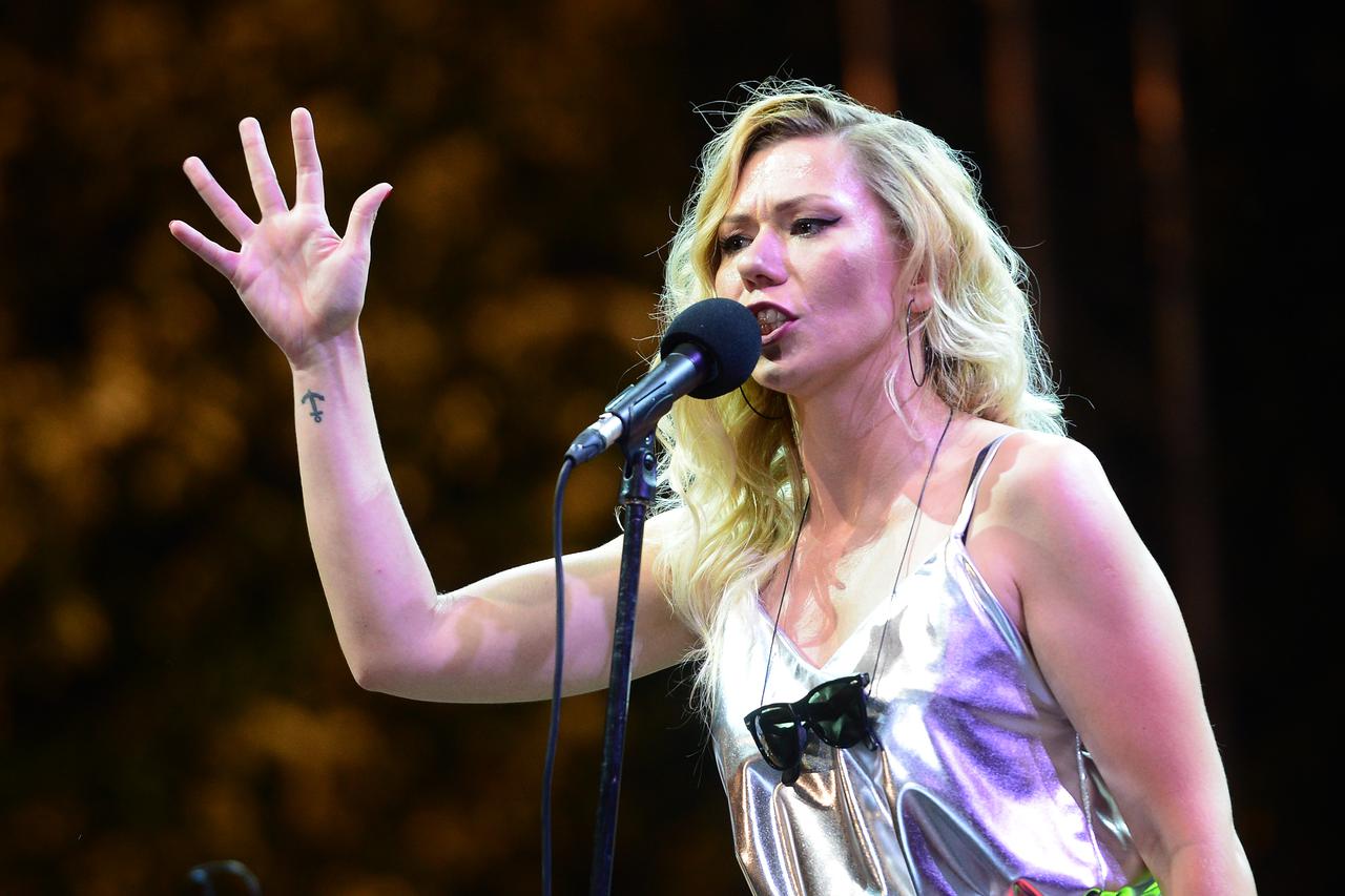 Pod zvjezdanim nebom održan koncert Josepha Bowiea, Carle Belovari i Jazz orkestra HRT-a