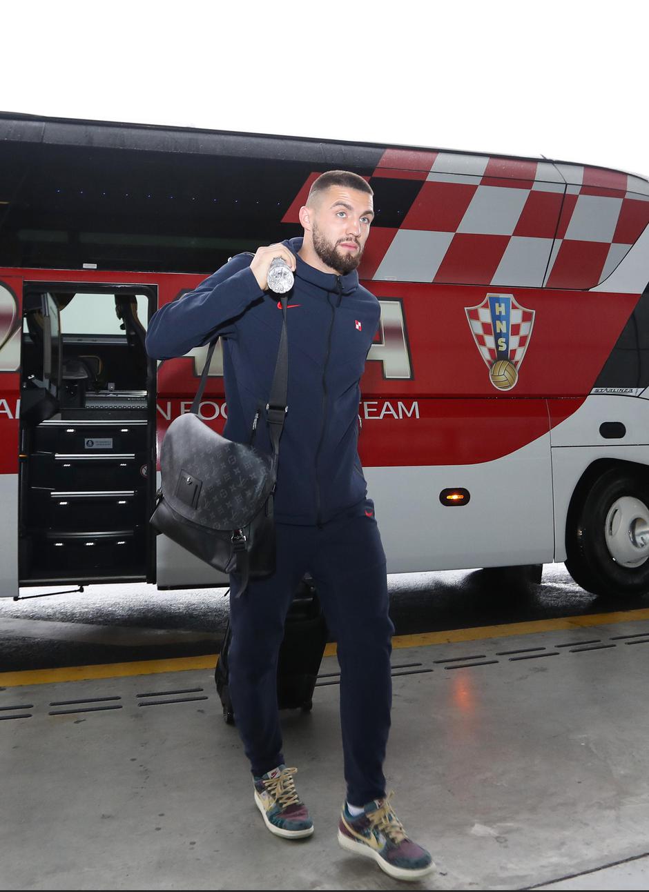 Zagreb: Hrvatski nogometni reprezentativci otputovali na Cipar na utakmicu kvalifikacija za SP