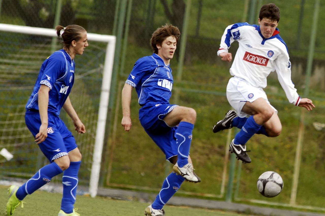 'sport-04.04.2009. -split - hrvatska-hajduk dinamo juniori   Photo: Nino Strmotic - Vecernji list'