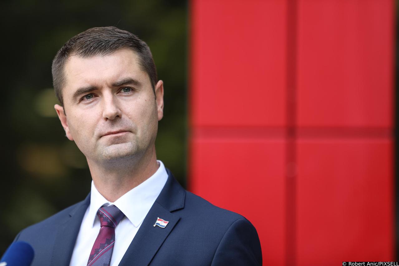Davor Filipović obratio se medijima nakon sastanka s predstavnicima MOL-a