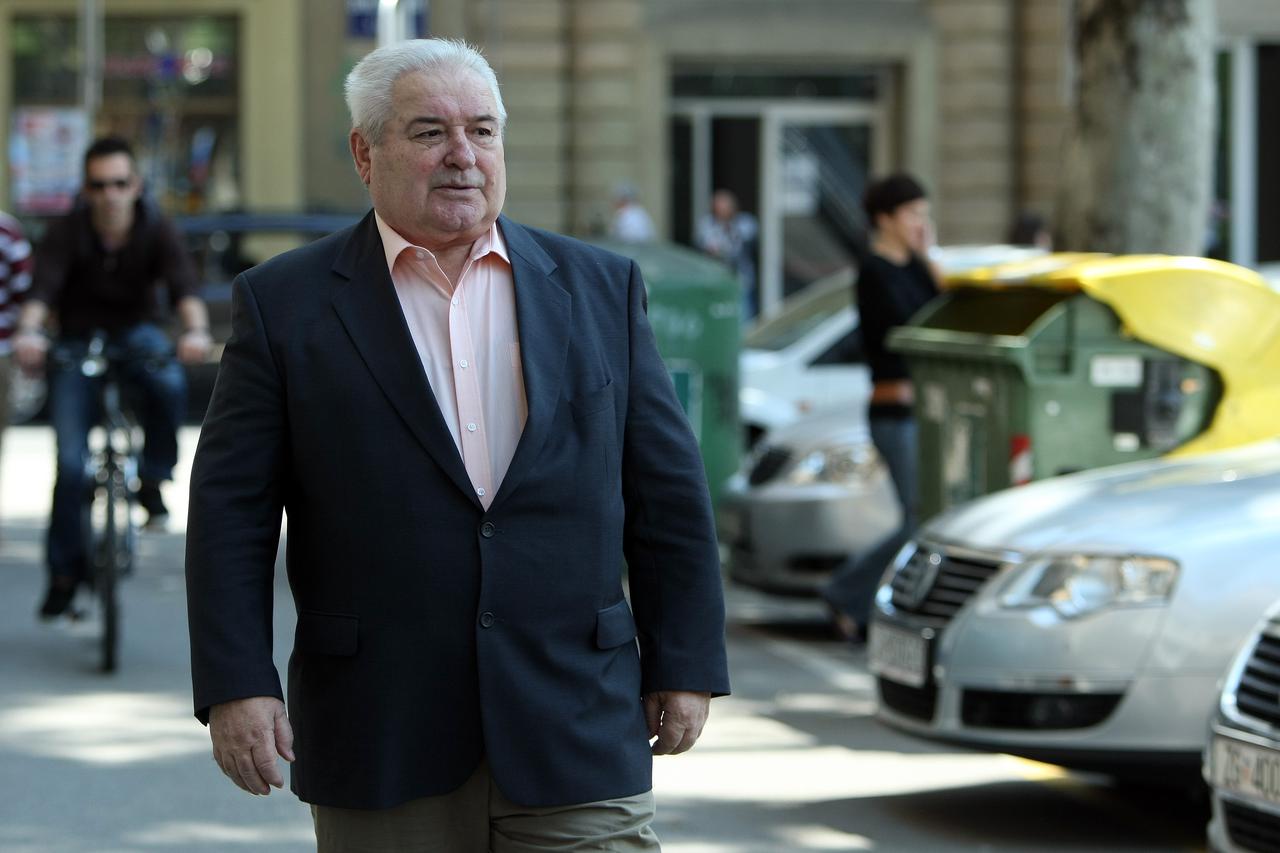 Preminuo ?uro Perica