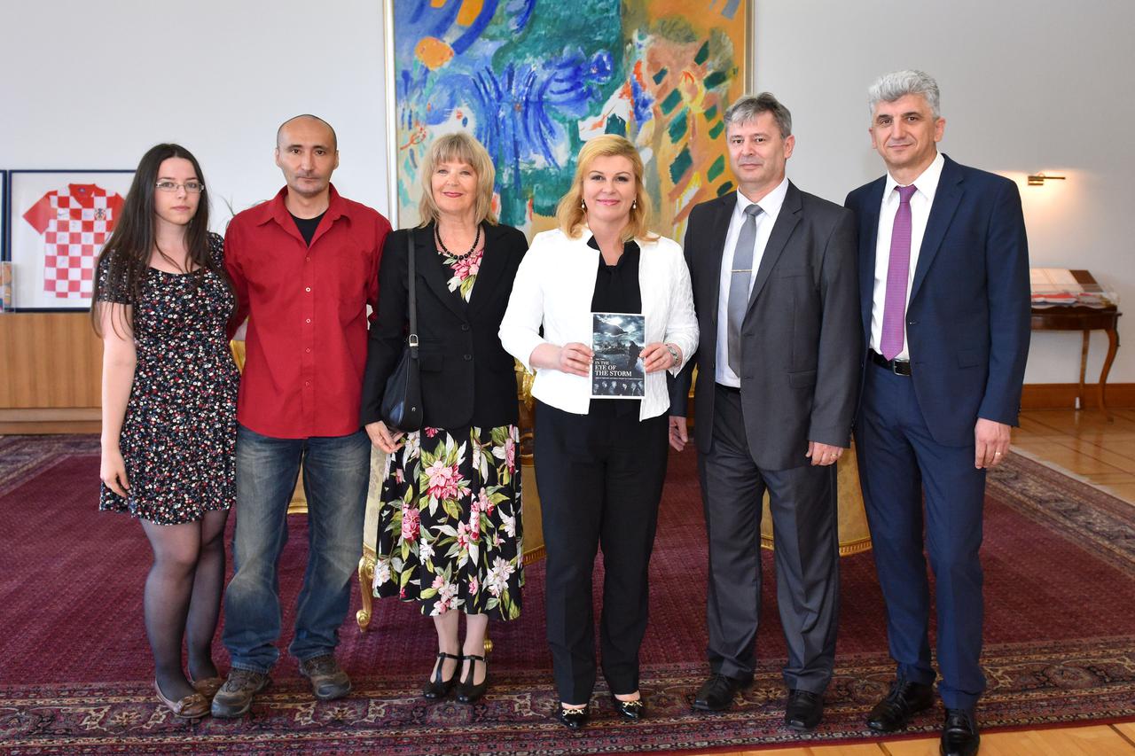 Andrea Durgo, Michael Durgo, Julienne Bušić, predsjednica Grabar-Kitarović,  Ante Gugo, Žarko Ivković