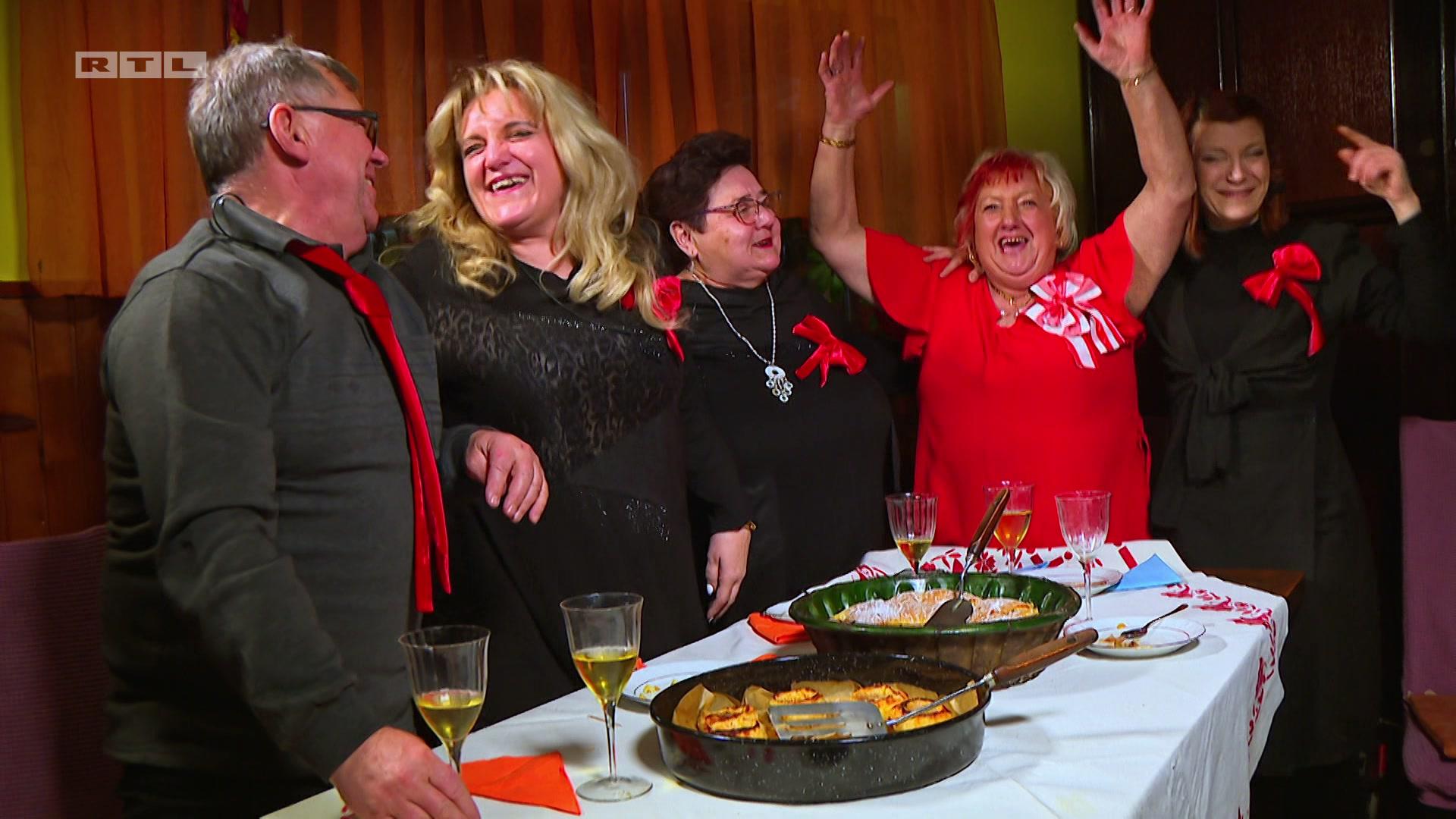 Danica je pripremu svoje večere započela desertom 'Trnac', gibanicom s jabukom i orasima, a uz to je pripremila i pečene jabuke s medom i orasima. „Ja mislim da će se gospođa Danica u kuhinji jako dobro snaći“, zaključila je Đurđica. Zatim je pripremala glavno jelo 'Hosta', gulaš od junetine, govedine, svinjetine, srnetine i veprovine uz domaće noklice za prilog. Na kraju je pripremila predjelo 'Kosci' - kukuruznu zlevanku i prezvuršt, kuhanu šunku, rebrica s jajima i prgice, autohtonu suhu vrstu sira.