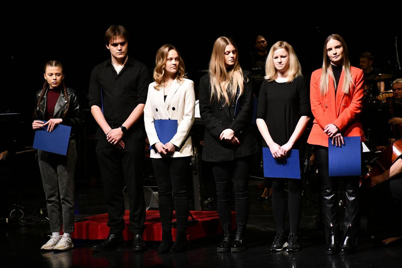 Slavonski Brod: Humanitarni simfo-rock koncert Opernog orkestra HNK Osijek