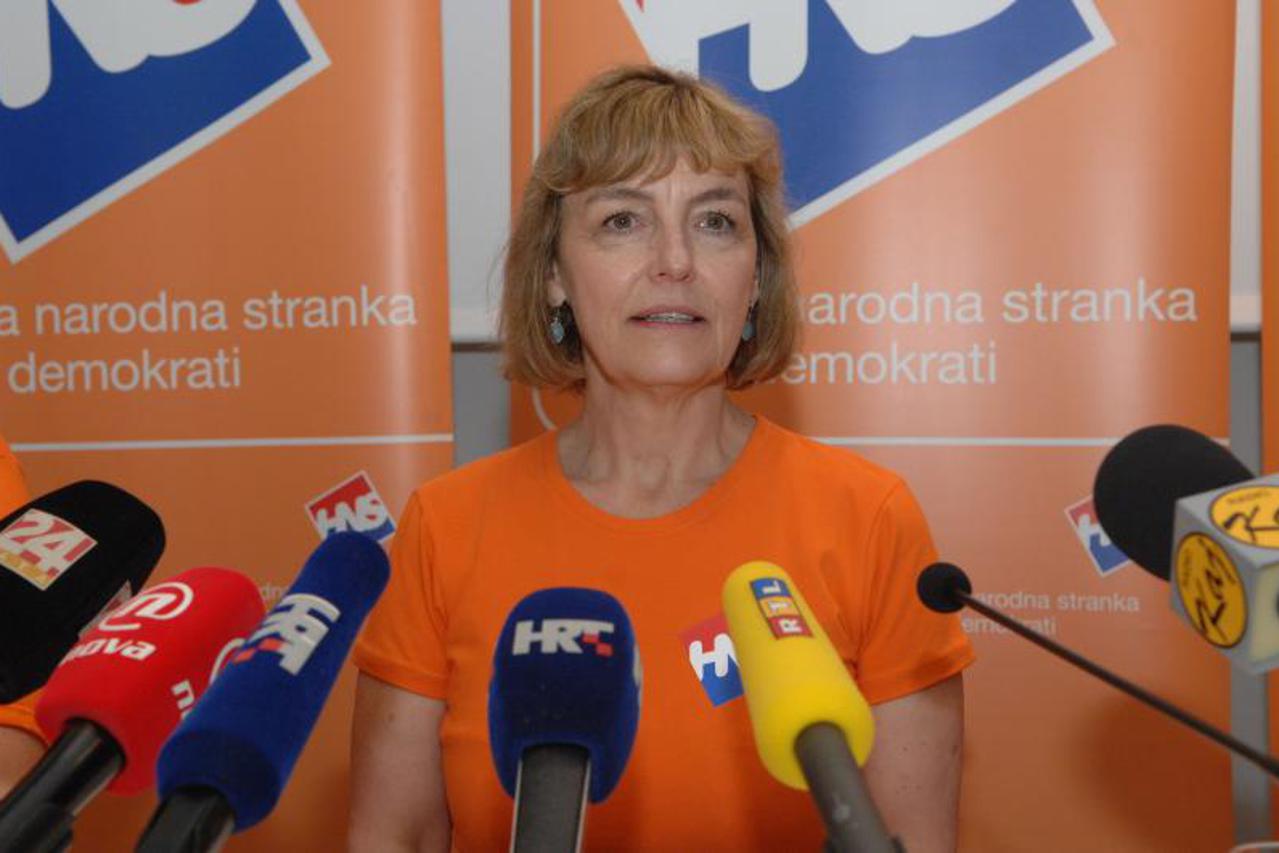 Vesna Pusić na sportskim igrama u Tuhelju (1)