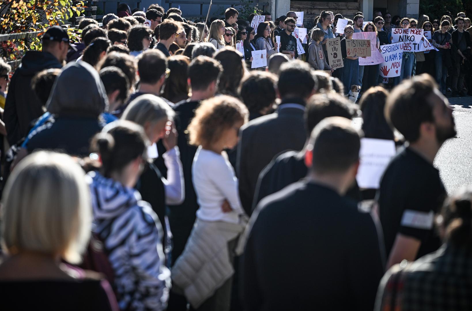 01.11.2025., Zagreb  - Prosvjed ispred Veleposlanstva Republike Srbije na godisnjicu pada nadstresnice u Novom Sadu Photo: Josip Regovic/PIXSELL