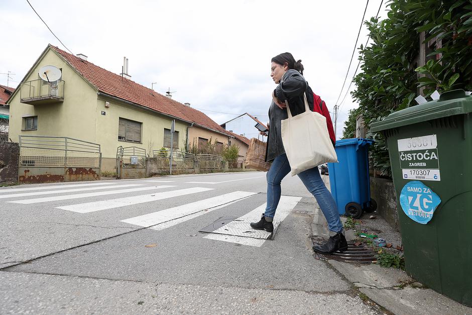 Zagreb: U Aninoj ulici puno je prometnih problema