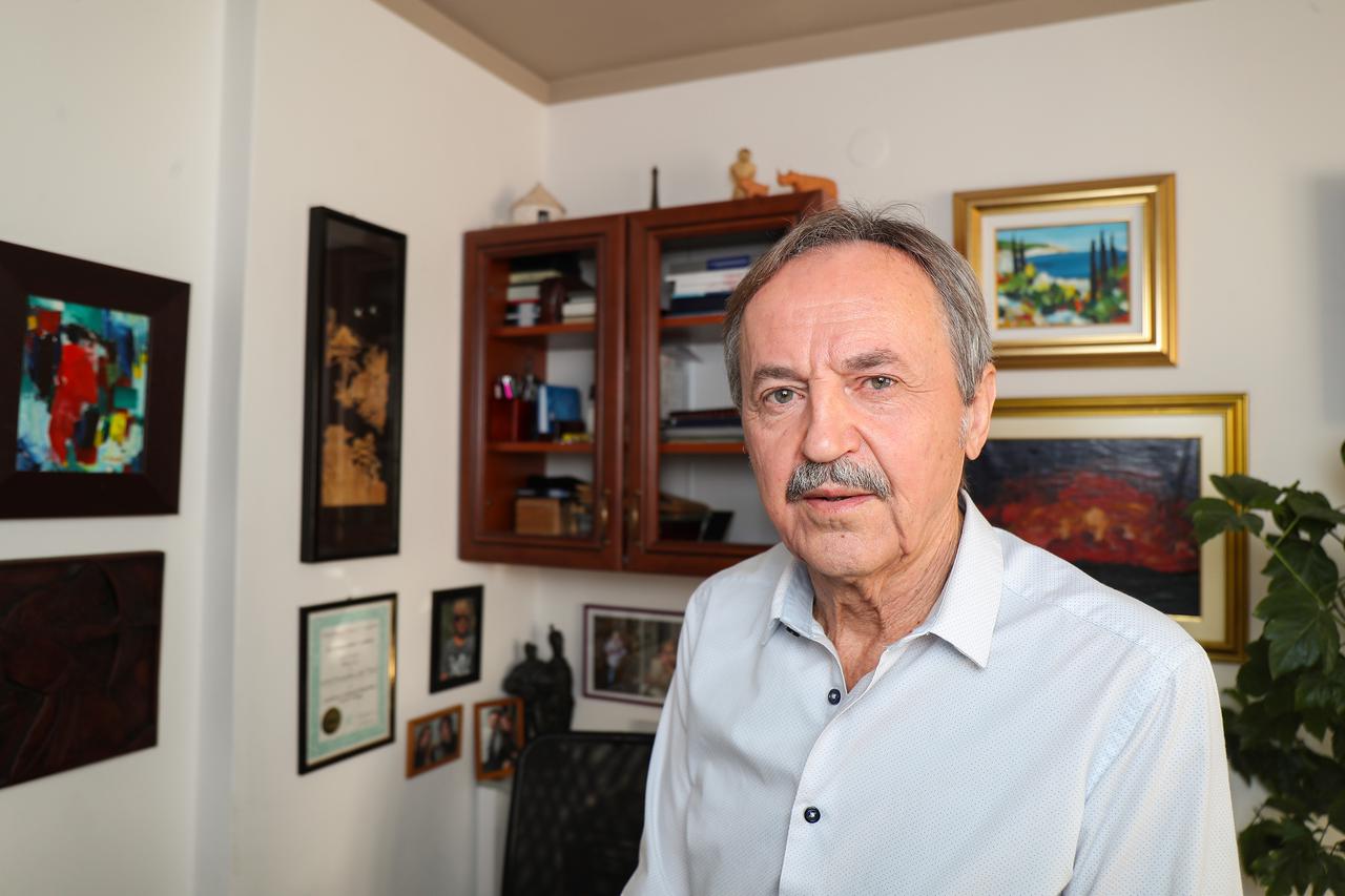 Doktor Slavko Sakoman