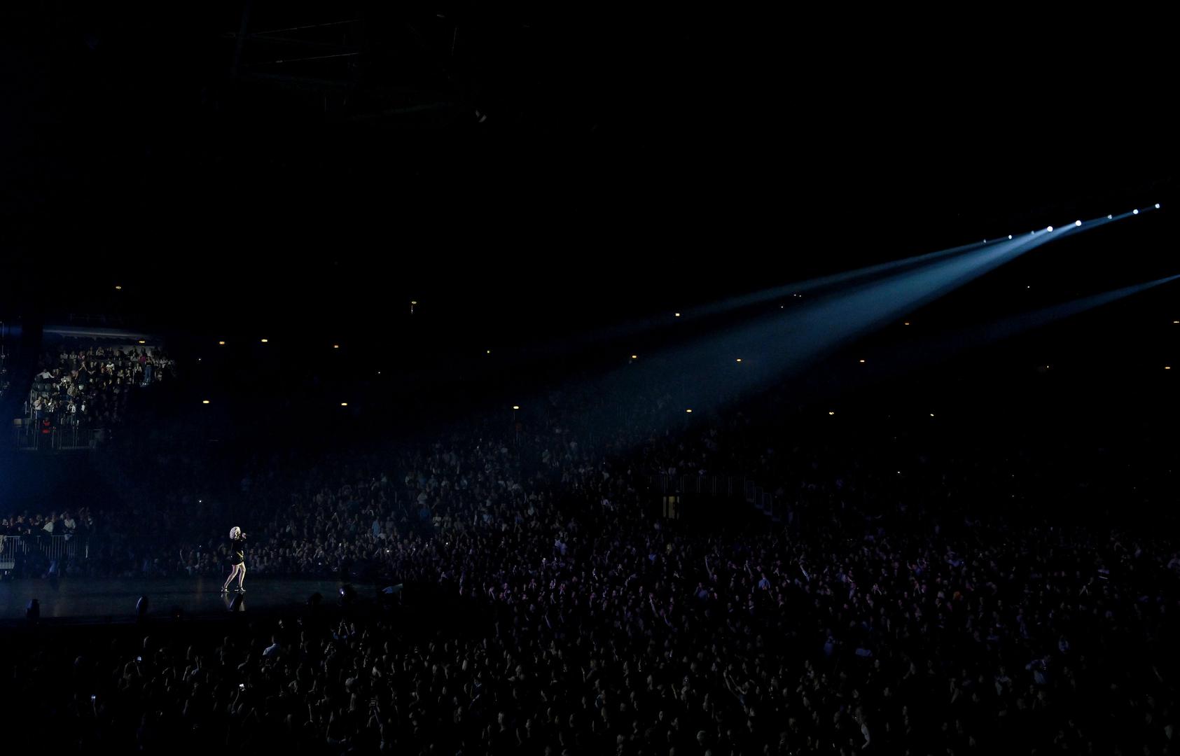 Podsjetimo, Večernji list prije koncerta razgovarao je s Brenom, koja nam je rekla da joj je najbitnije svoju publiku učiniti sretnom.  