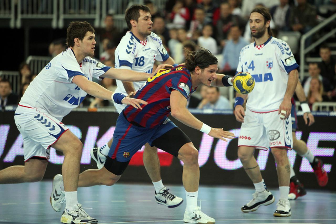 '27.03.2010., Zagreb, Hrvatska -  Arena Zagreb, osmina finala rukometne lige prvaka, utakmica izmedju RK Zagreb Croatia osiguranje i FC Barcelona. Laszlo Nagy, Ivano Balic, Zlatko Horvat Photo: Dalibo