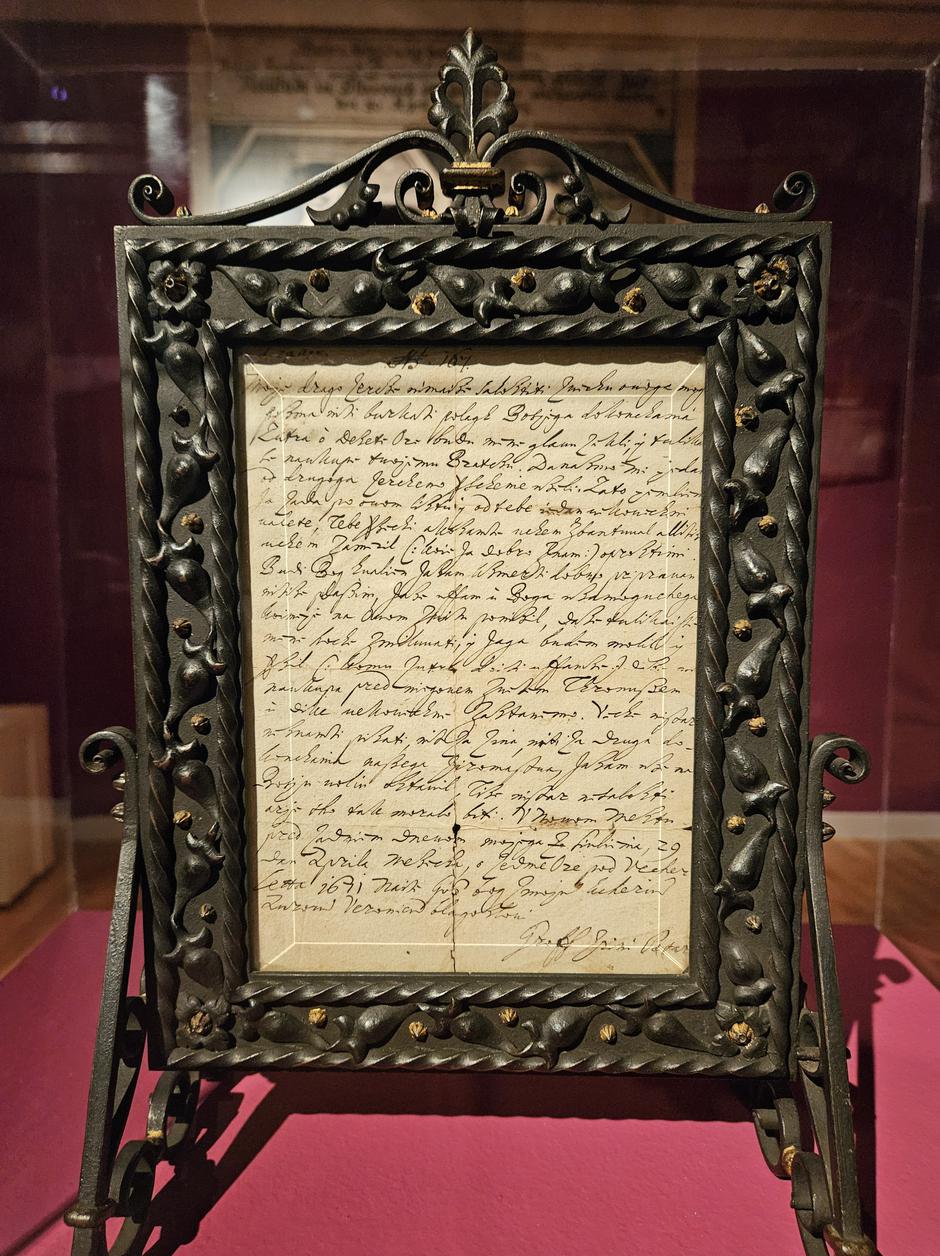 U početku bijaše kraljevstvo