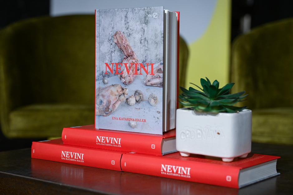 Čitajmo domaće Ena Katarina Haler